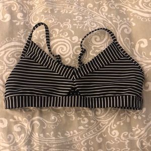 Lululemon black/white sports bra Size 8